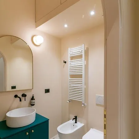 Youhosty - Borgonuovo 4 Apartment Milan