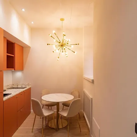 Apartment Youhosty - Borgonuovo 4